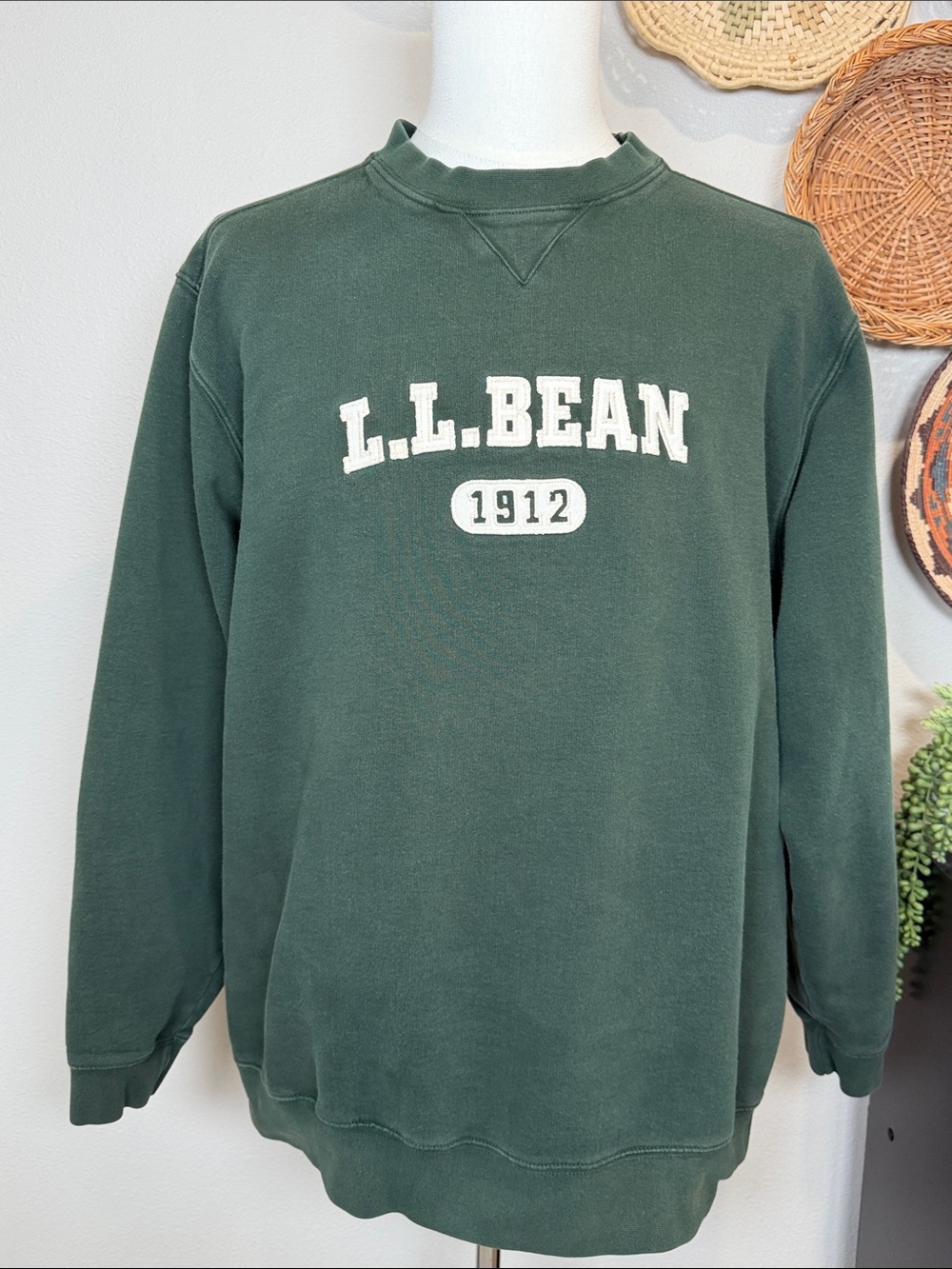 Vintage LL Bean 1912 Forest Green Crewneck Sweatshirt Embroidered Logo Y2K XLT